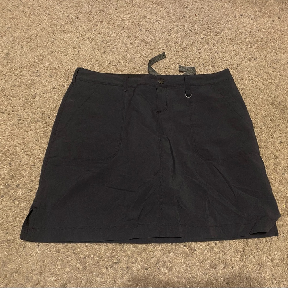 REI Skorts